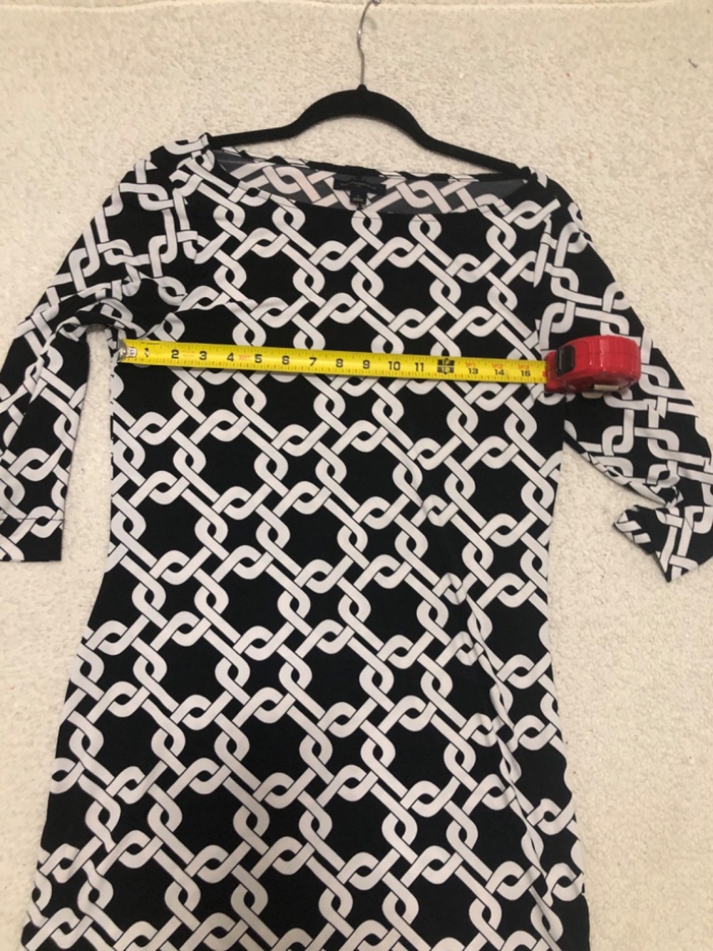 Banana Republic Size S Black and White Chain Link Knee Length Dress EUC Cute - Picture 4 of 4